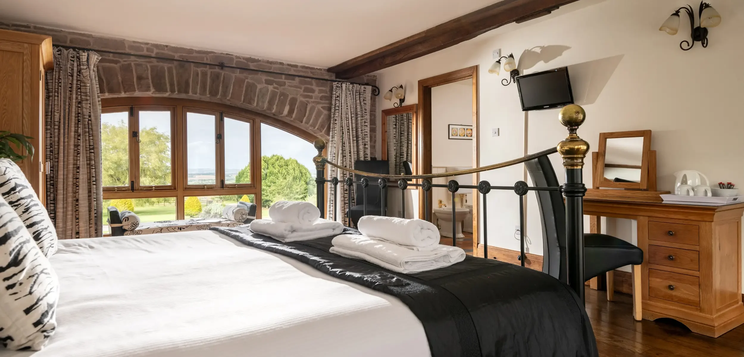 Oak Tree Suite with stunning countryside views, First floor, Superking Bedroom, Penblaith Barn