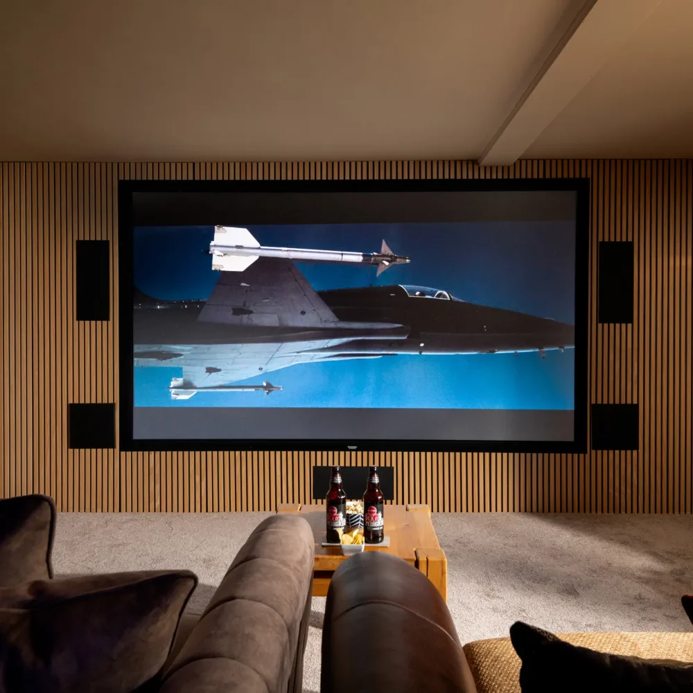 Cinema screen, surround sound and subwoofers: everything for your own private cinema, Penblaith Barn